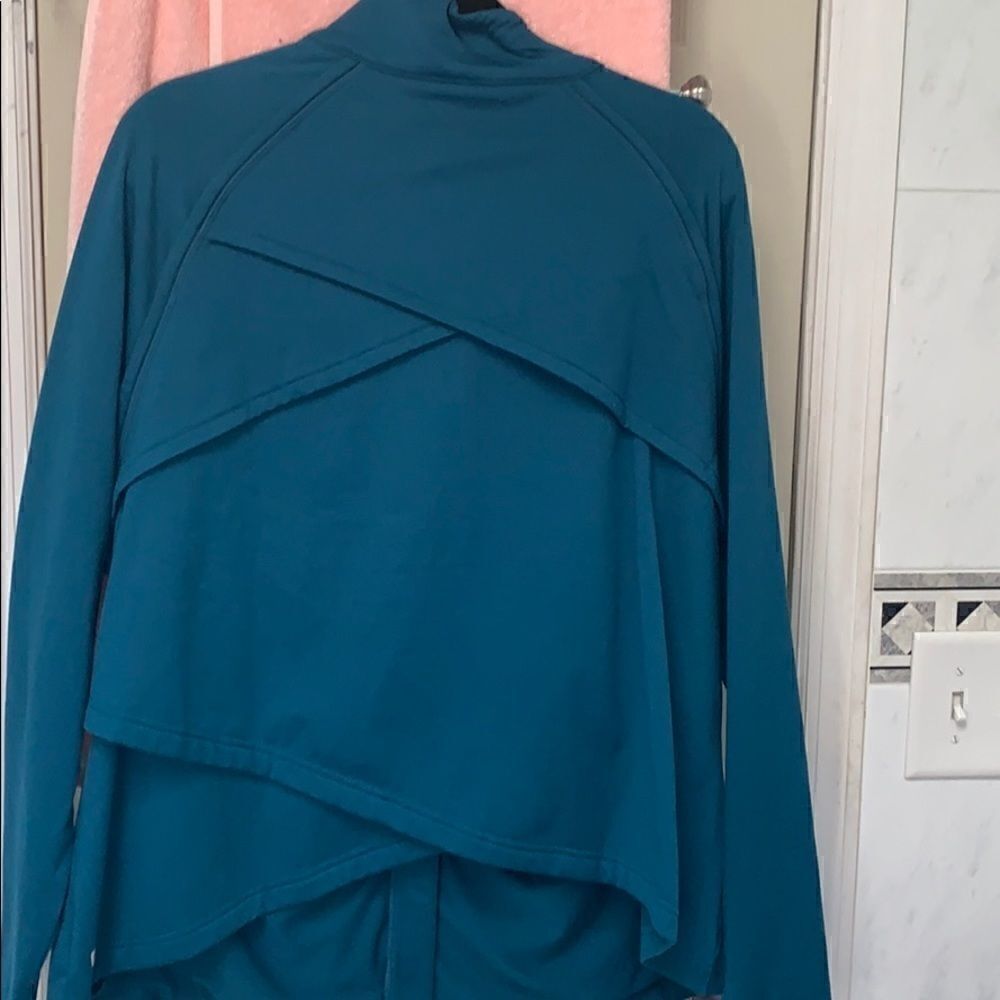 Fabletics Kimmy Jacket Baltic - Picture 3 of 4